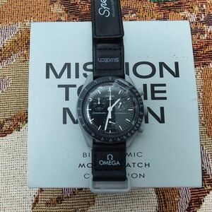 Omega X Swatch MoonSwatch Mission to Moon Watch